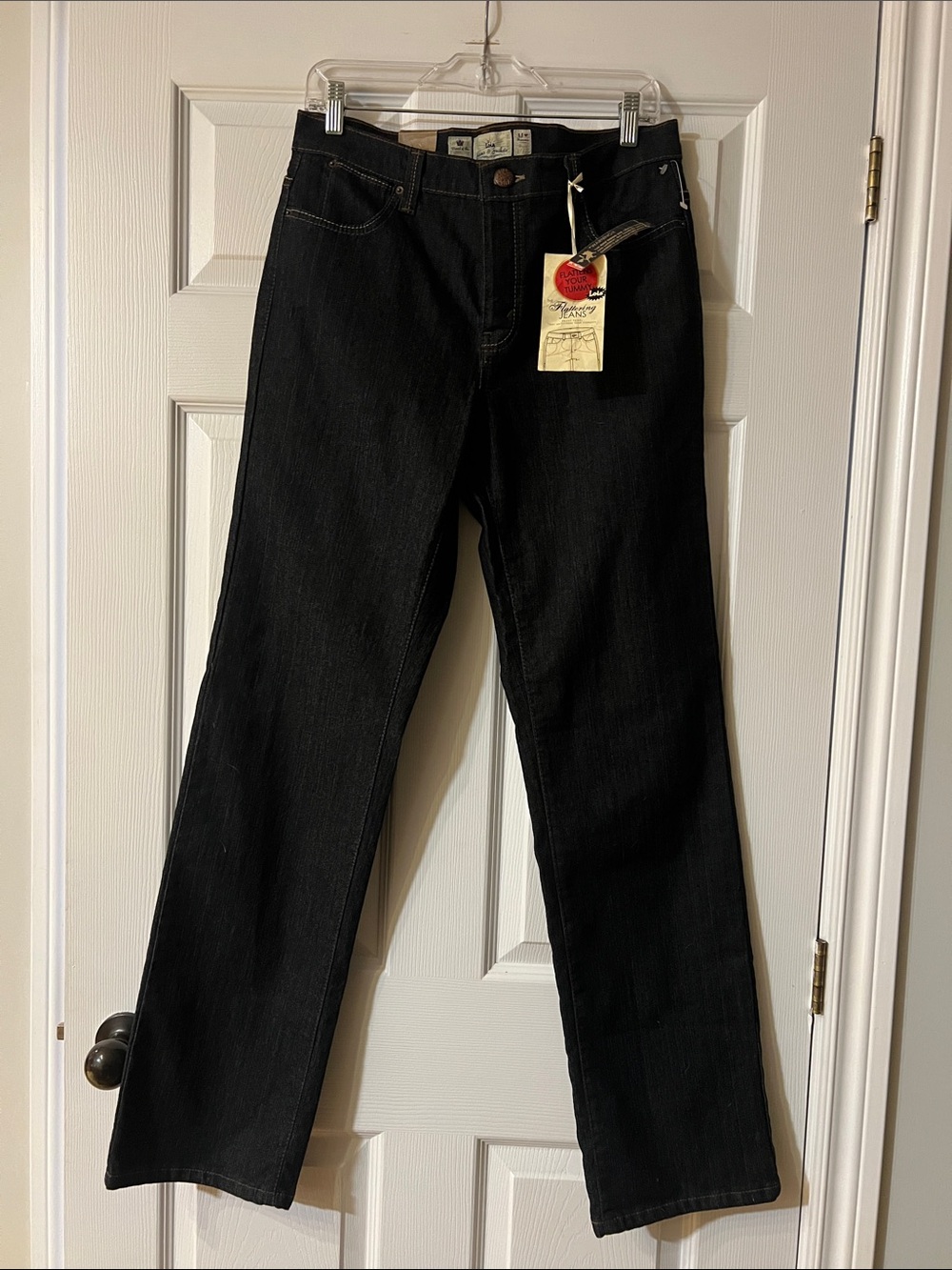 NWT- Lois Flattering Straight Leg Jeans — Dark Indigo